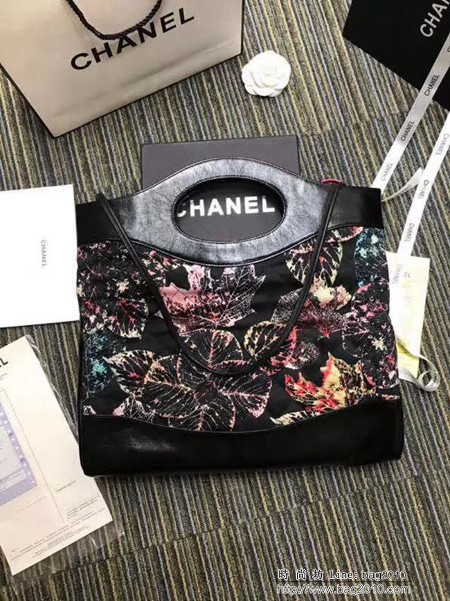 香奈兒CHANEL A57977 2018新款小牛漆皮手提單肩31大號購物包 DSC2103